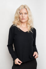 Load image into Gallery viewer, Timeless Lounge Relaxed V-Neck Pure Cashmere Sweater - Beige