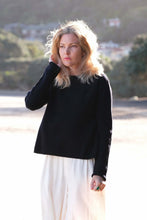 Load image into Gallery viewer, Heritage Fisherman Cashmere Sweater - Black