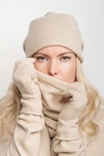 Load image into Gallery viewer, Cashmere Unisex Roll-Edge Beanie - Beige