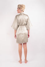 Load image into Gallery viewer, 100% Mulberry Silk Kimono Robe - Champagne