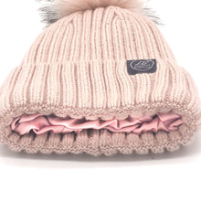 Load image into Gallery viewer, Mulberry Silk-Lined Classic Ribbed Beanie Hat – Cashmere Blend with Removable Pom Pom - Grey