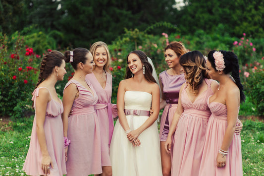 3 Thoughtful Maid of Honor Gifts They’ll Actually Love