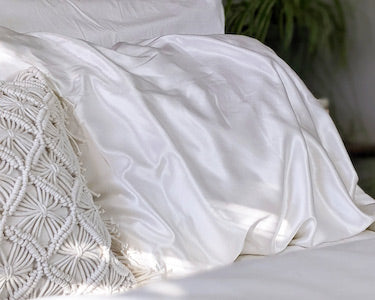 Does Silk Pillowcases Really Work? The Benefits of Silk