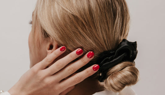 You might benefit from a silk pillowcase if you want clearer skin and healthier hair
