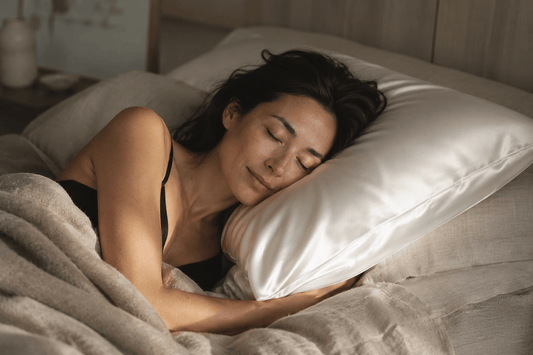 Does a Silk Pillowcase Keep You Warm in Winter?