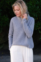 Load image into Gallery viewer, Heritage Fisherman Cashmere Sweater - Grey
