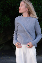 Load image into Gallery viewer, Heritage Fisherman Cashmere Sweater - Grey
