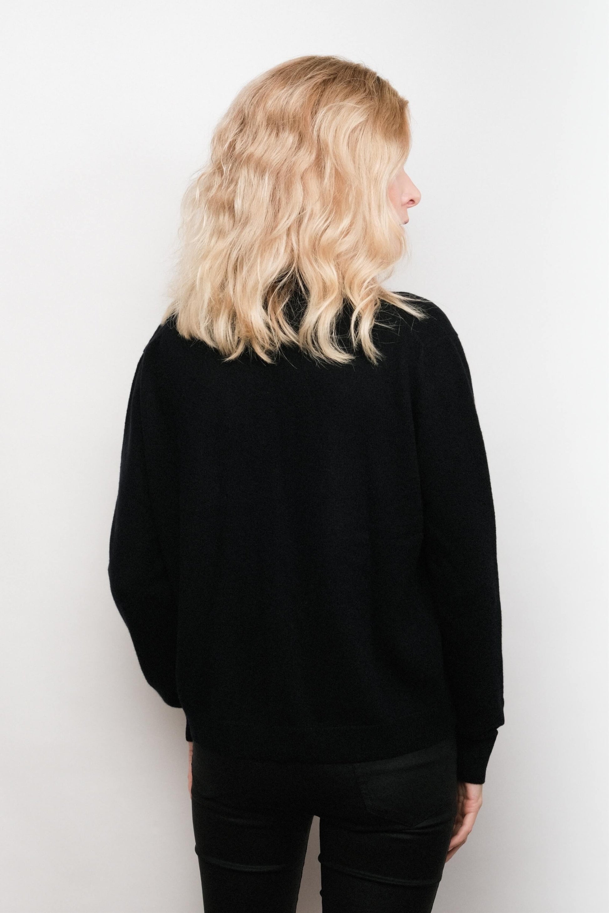 Back view of black cashmere V-neck sweater – Love Cashmere NZ