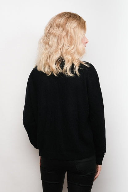 Back view of black cashmere V-neck sweater – Love Cashmere NZ