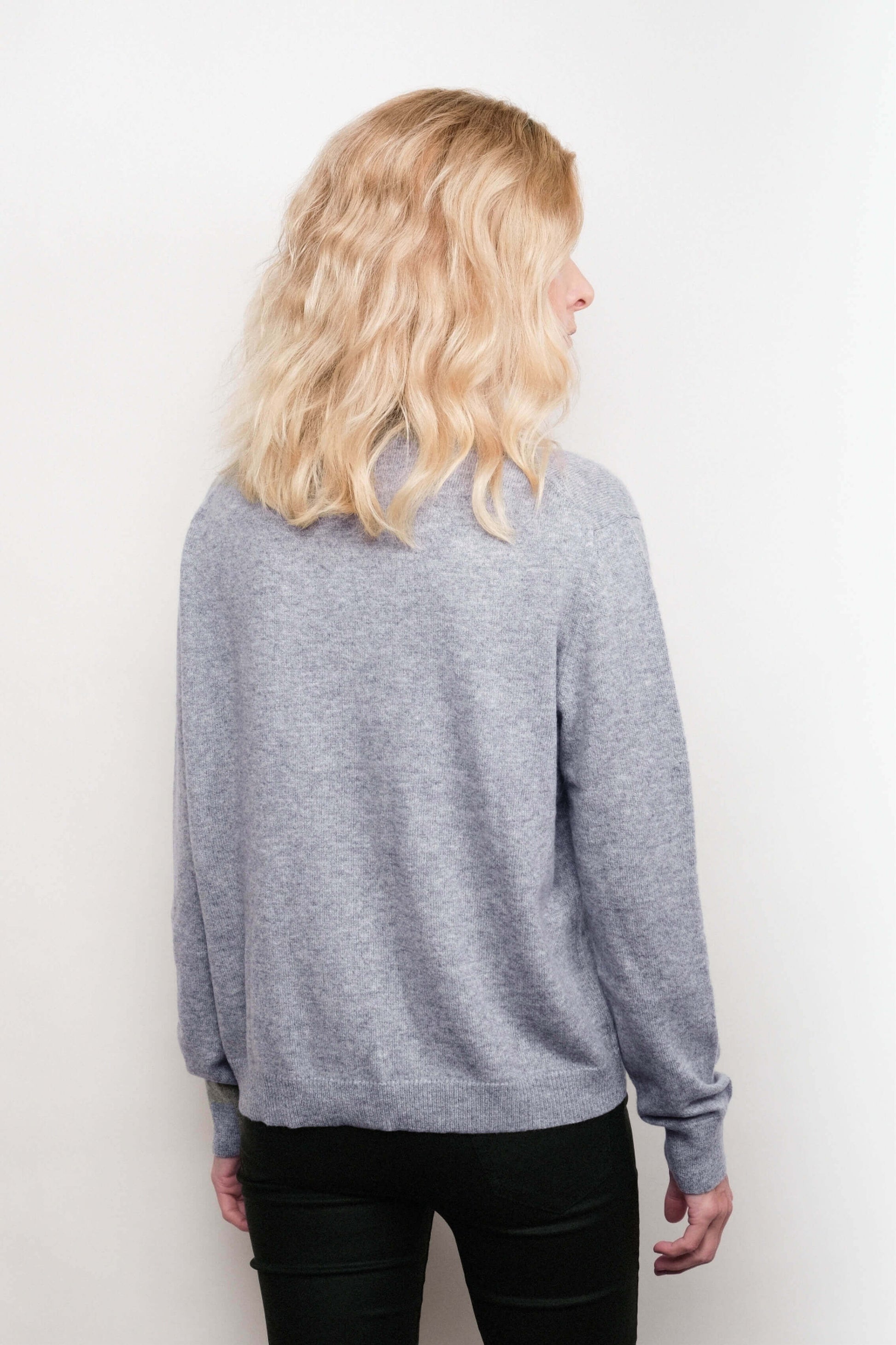 Back view of grey cashmere V-neck sweater – Love Cashmere NZ