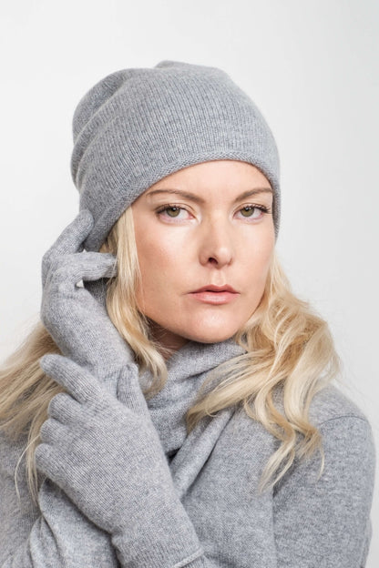 Woman wearing grey cashmere beanie and gloves – Love Cashmere NZ