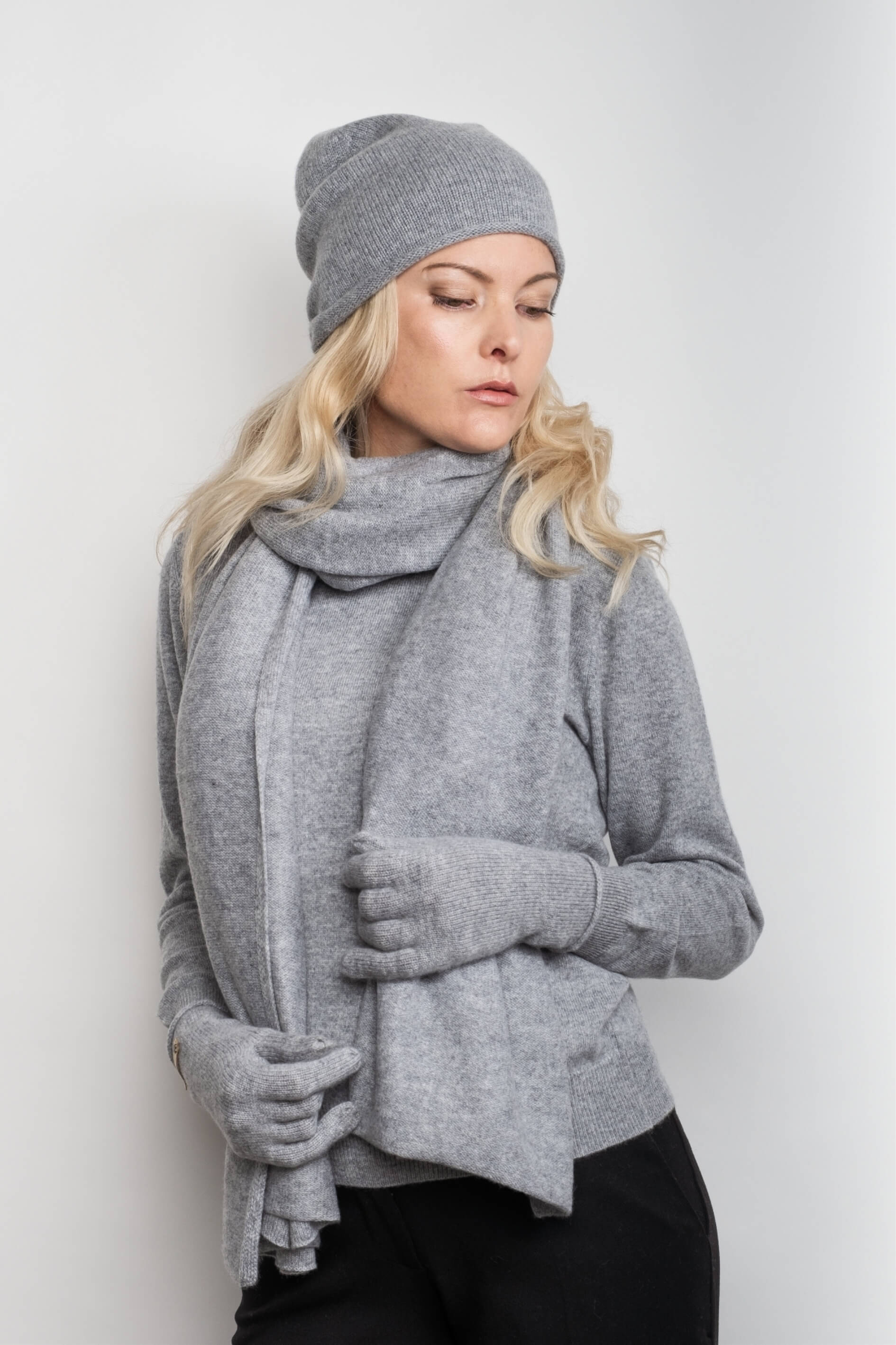 Model in grey beanie wearing grey cashmere wrap as scarf – Love Cashmere NZ