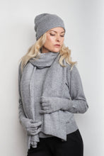 Load image into Gallery viewer, Versatile Pure Cashmere Wrap &amp; Scarf - Grey
