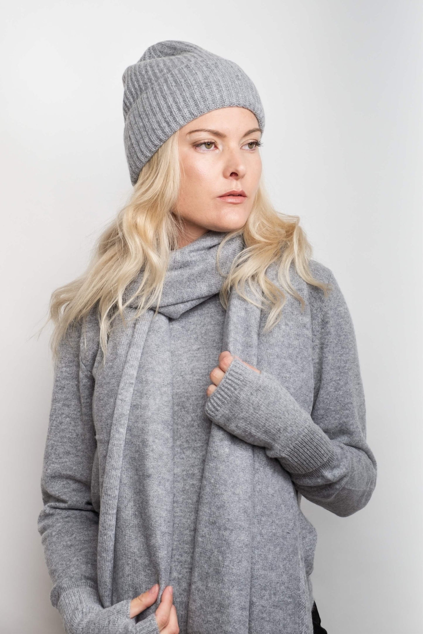 Model layered in grey cashmere beanie, scarf and sweater – Love Cashmere NZ