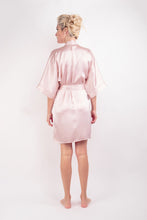 Load image into Gallery viewer, 100% Mulberry Silk Kimono Robe - Champagne
