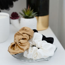 Load image into Gallery viewer, Silk Scrunchies - White - Lovesilk.co.nz
