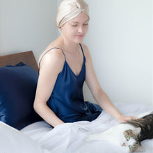 Load image into Gallery viewer, Silk Sleep Cap for Women Hair Care Natural Silk Night Bonnet - Lovesilk.co.nz
